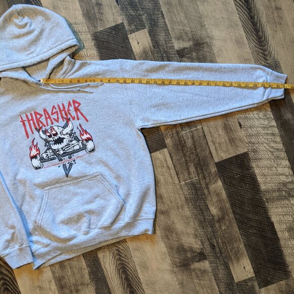 Thrasher Fleece Hoodie Gray Pullover Medium Sweatshirt - Picture 6 of 7